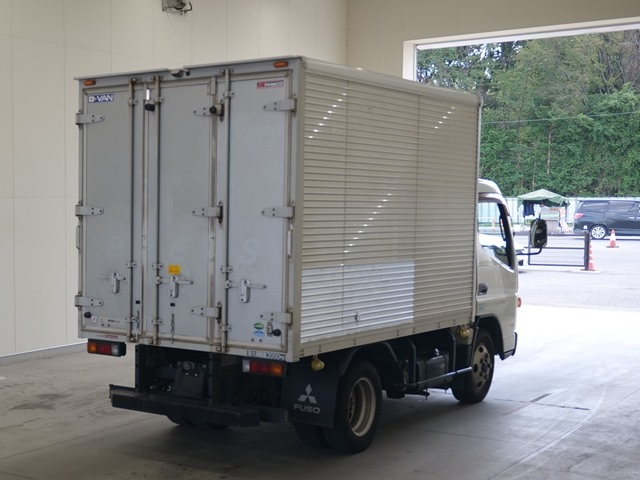 MITSUBISHI CANTER 2015