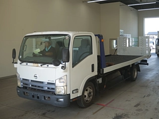 NISSAN ATLAS 2012