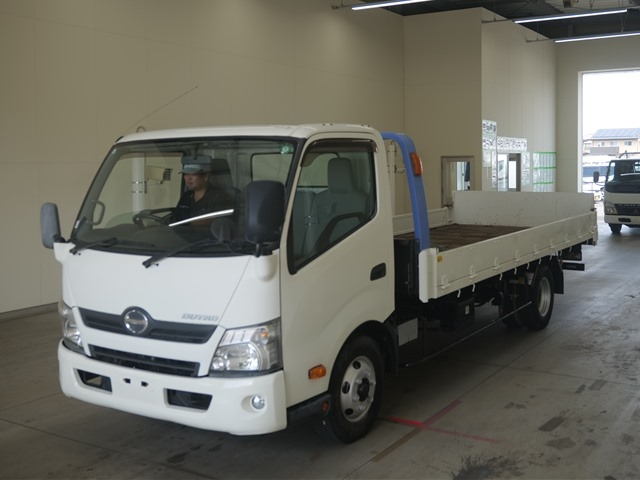HINO DUTRO 2014