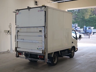 TOYOTA DYNA 2018