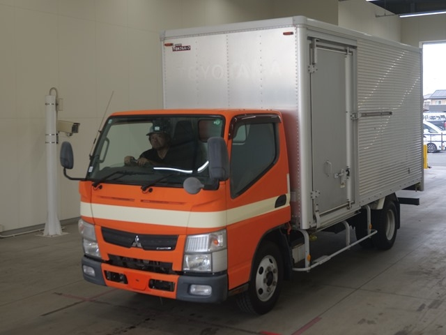 MITSUBISHI CANTER 2014