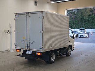 HINO DUTRO 2018