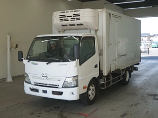 HINO DUTRO 2017