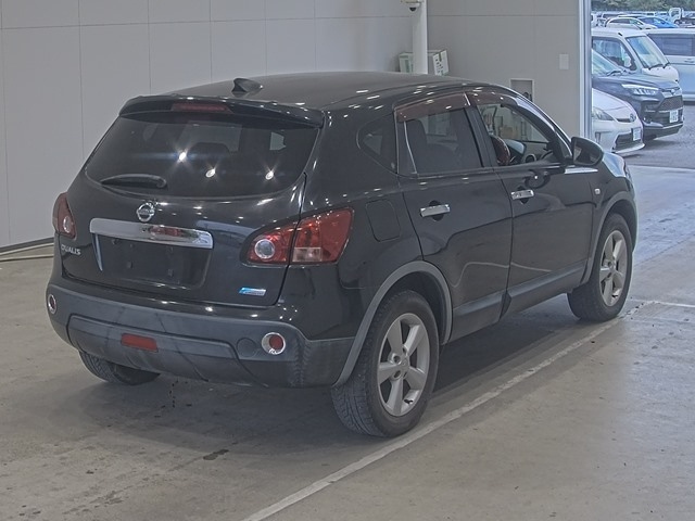 NISSAN DUALIS 2009