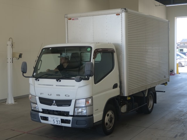 MITSUBISHI CANTER 2014