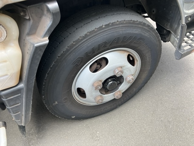 MITSUBISHI CANTER 2016