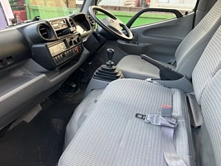 TOYOTA DYNA 2017