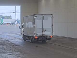 ISUZU ELF 2014