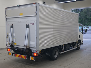 ISUZU ELF 2017