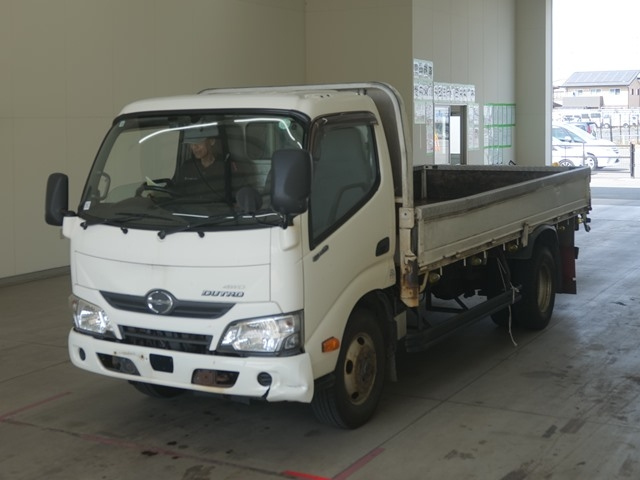 HINO DUTRO 2017