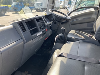 ISUZU ELF 2013