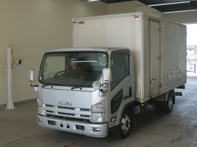 ISUZU ELF 2008