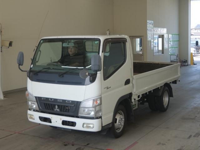 MITSUBISHI CANTER 2011