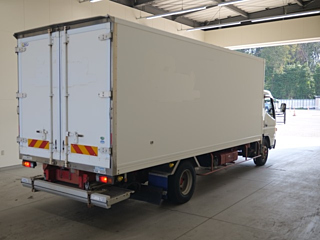 MITSUBISHI CANTER 2014