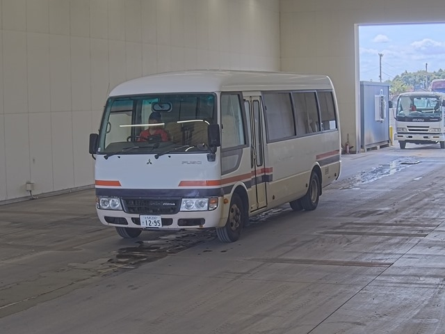 MITSUBISHI ROSA 2012