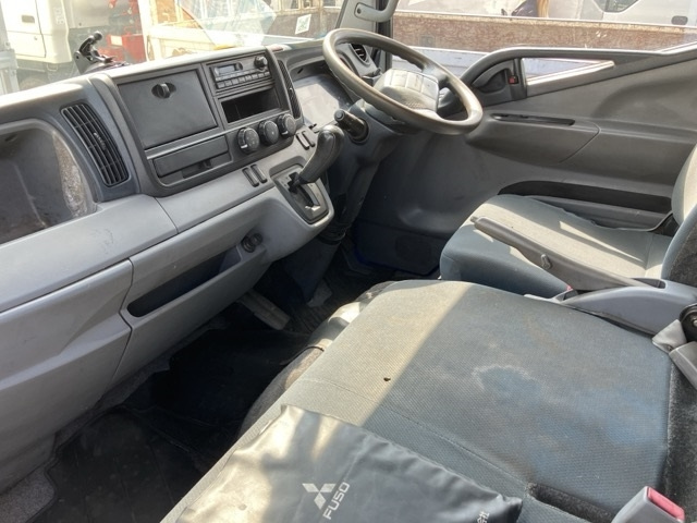 MITSUBISHI CANTER 2011