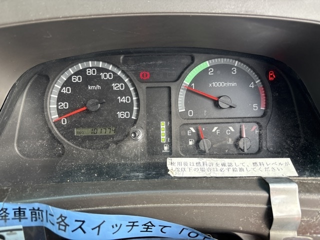 MITSUBISHI ROSA 2012