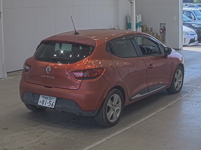 RENAULT LUTECIA 2015