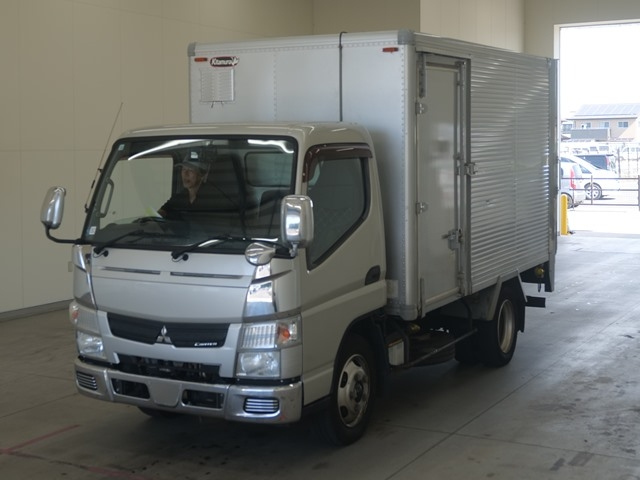 MITSUBISHI CANTER 2014