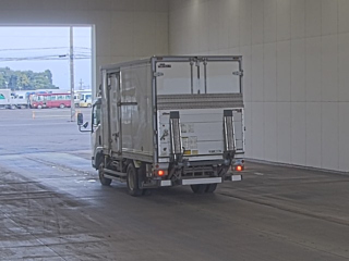 ISUZU ELF 2015