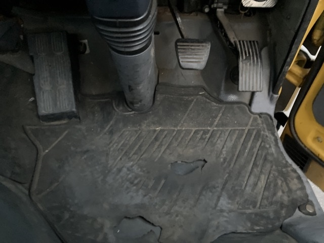 MITSUBISHI CANTER 2012