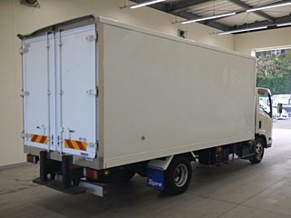 ISUZU ELF 2015