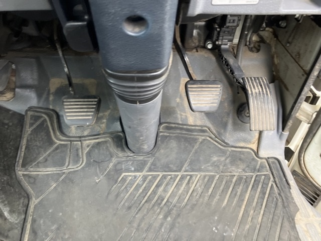 MITSUBISHI CANTER 2012