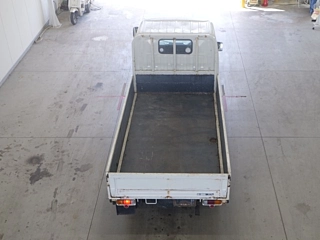 TOYOTA DYNA 2010