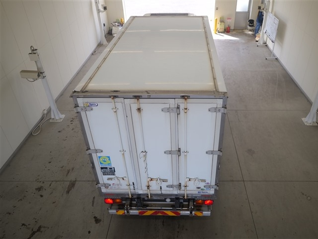 MITSUBISHI CANTER 2013