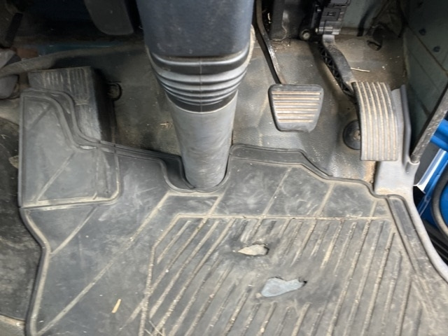 MITSUBISHI CANTER 2013