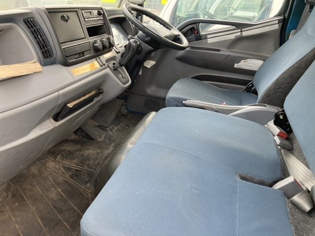 MITSUBISHI CANTER 2013