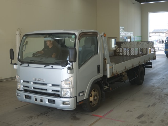 ISUZU ELF 2013