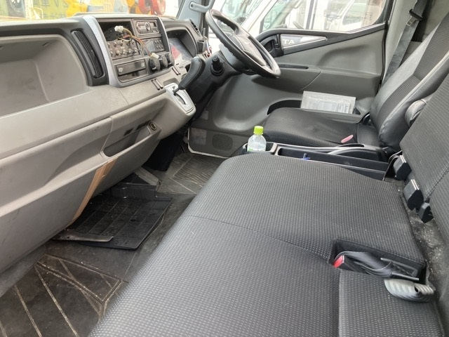 MITSUBISHI CANTER 2017