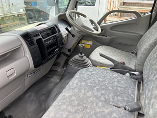 TOYOTA DYNA 2010