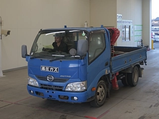 HINO DUTRO 2014