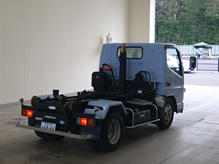 MITSUBISHI CANTER 2010