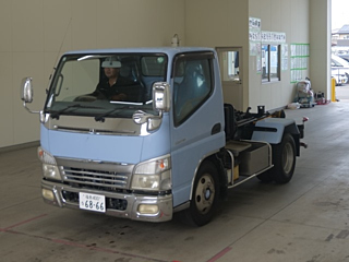 MITSUBISHI CANTER 2010
