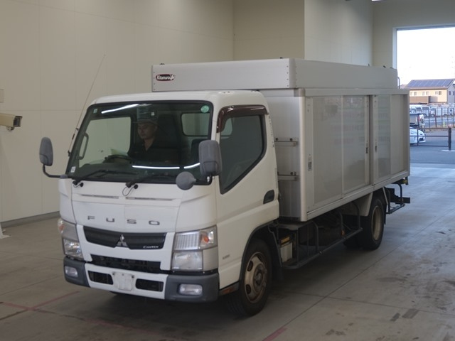 MITSUBISHI CANTER 2014
