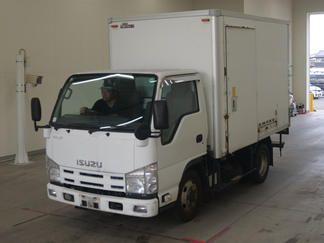 ISUZU ELF 2012