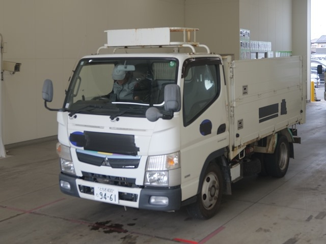 MITSUBISHI CANTER 2019