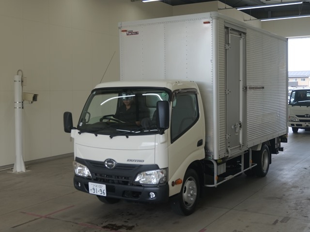 HINO DUTRO 2016