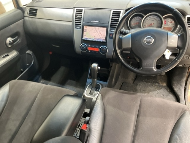 NISSAN TIIDA 2008