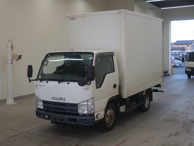 ISUZU ELF 2012