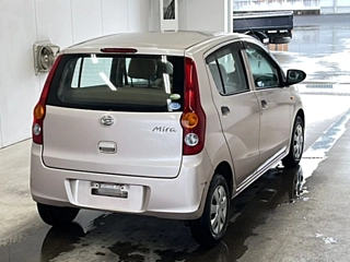 DAIHATSU MIRA 2011
