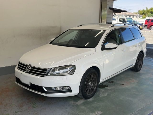 VOLKSWAGEN PASSAT VARIANT 2014