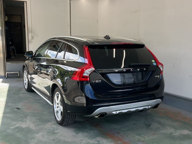 VOLVO V60 2012