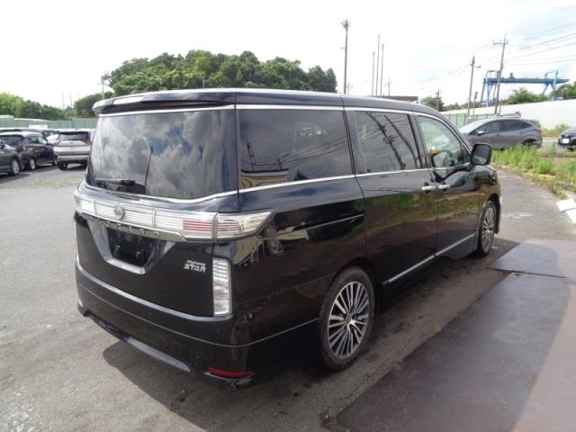 NISSAN ELGRAND 2023