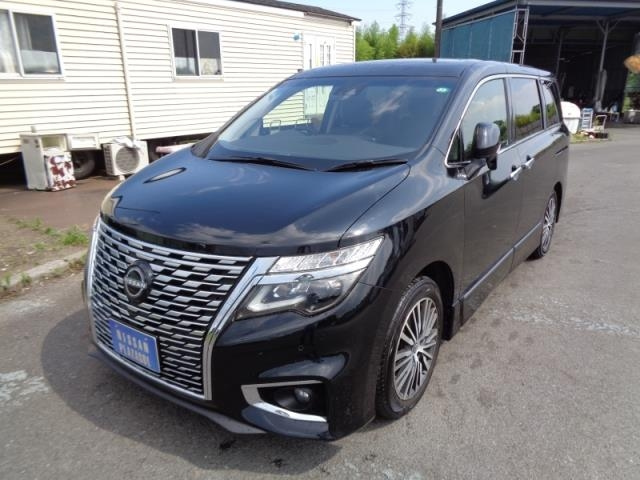 NISSAN ELGRAND 2023