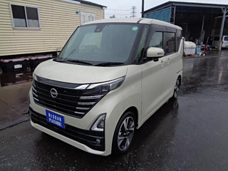 NISSAN ROOX 2024