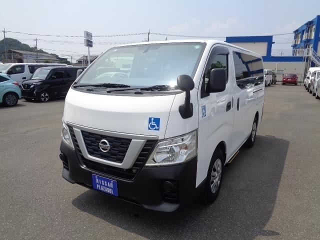 NISSAN CARAVAN 2018